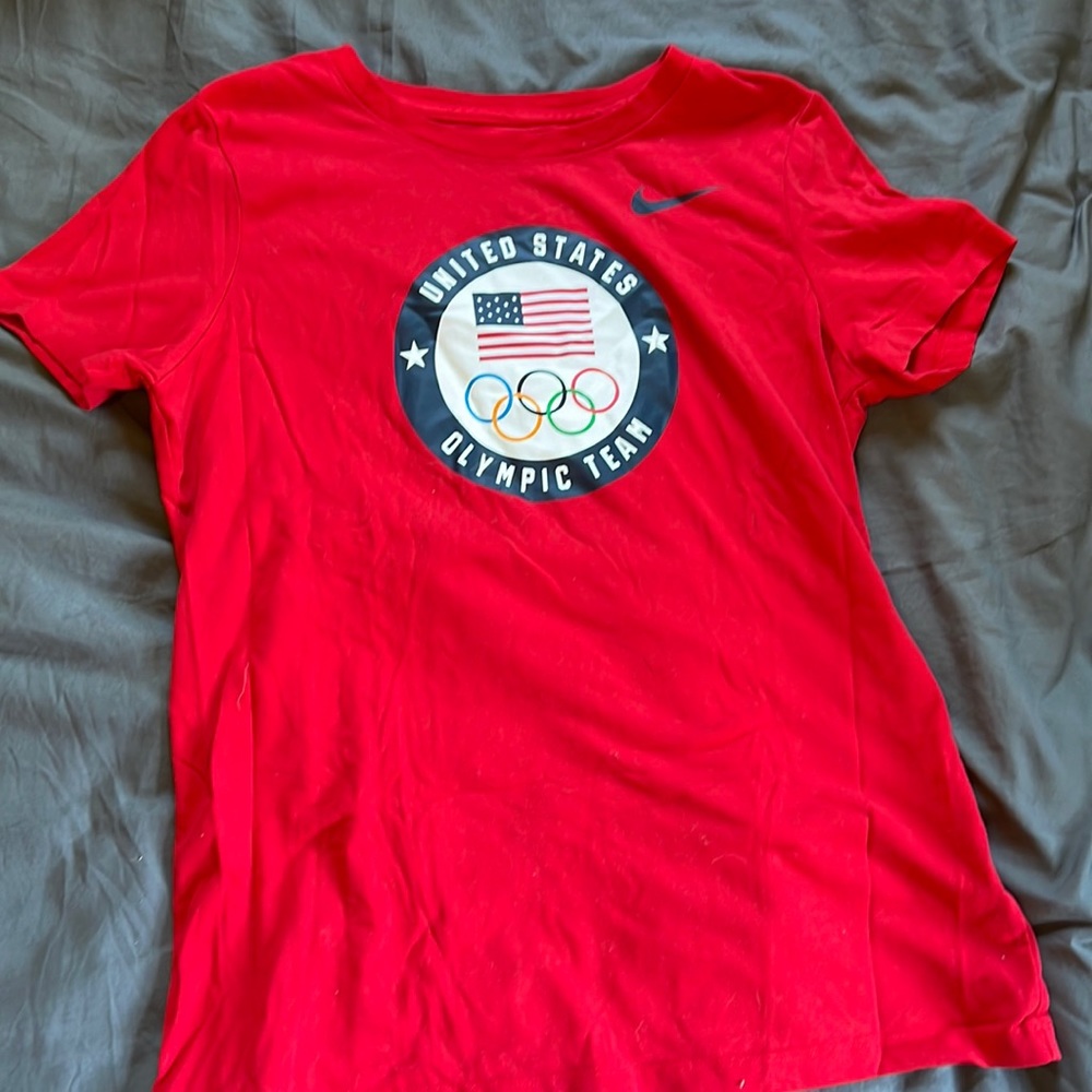 Nike tee